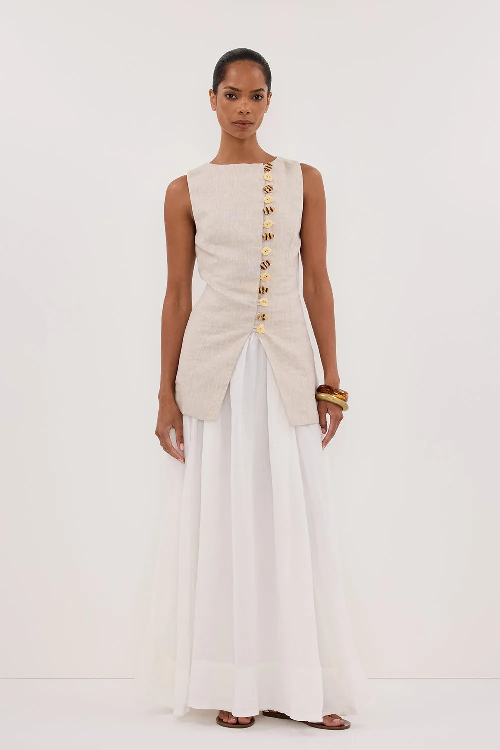 BAYLEE NATURAL SLEEVELESS LINEN TOP
