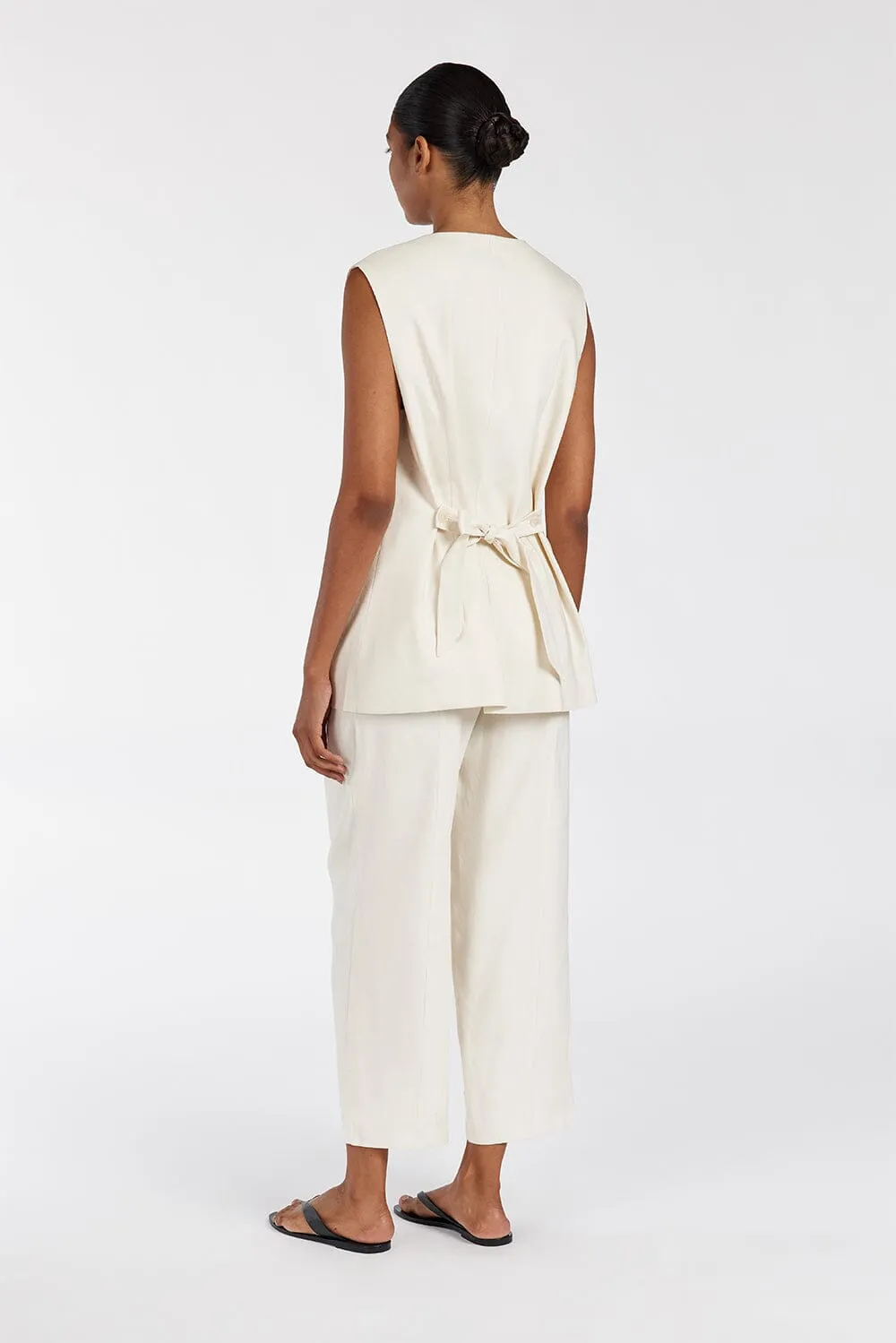 BRAX CREAM TAPERED PANT