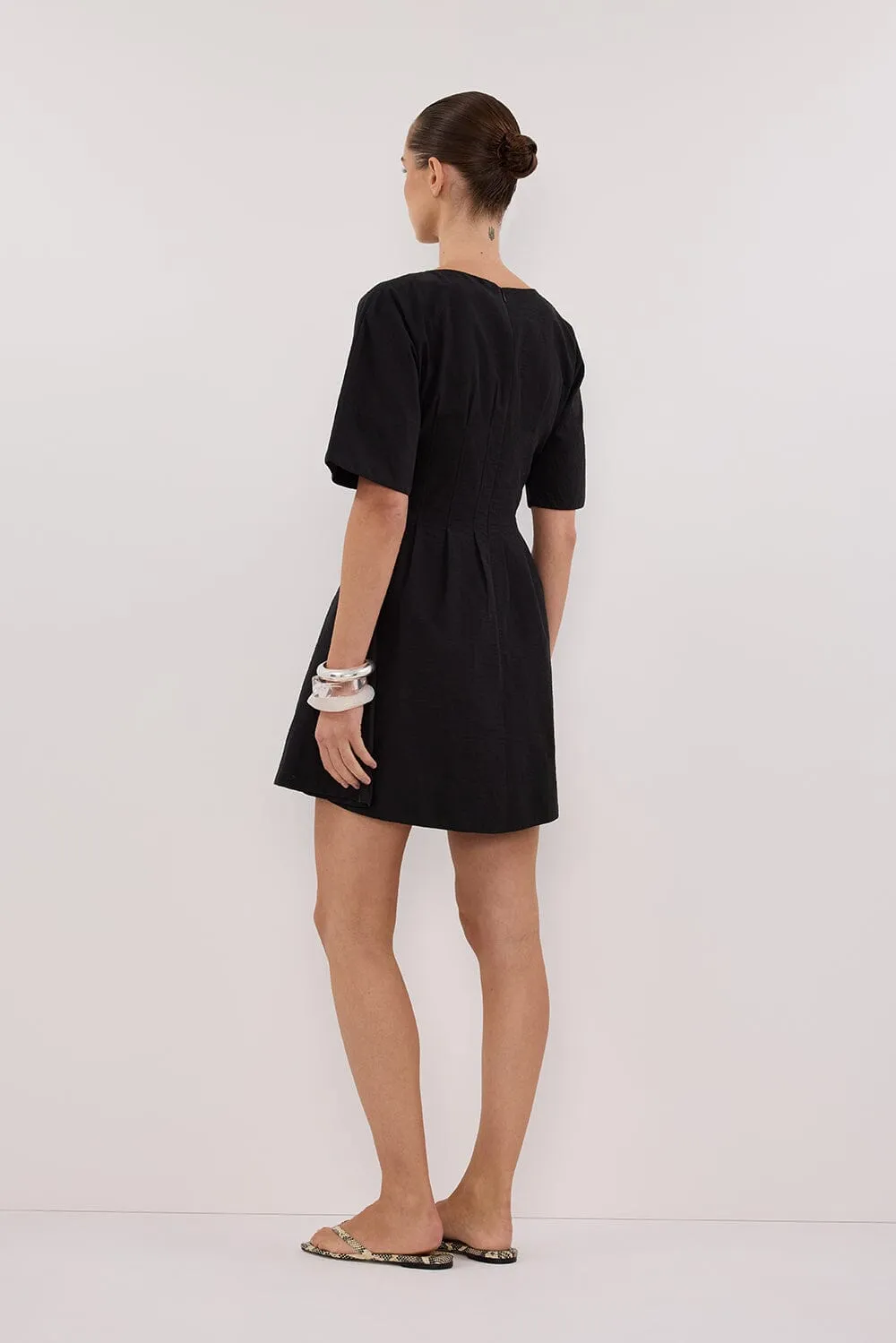 DAPHNE BLACK SLEEVED MINI DRESS