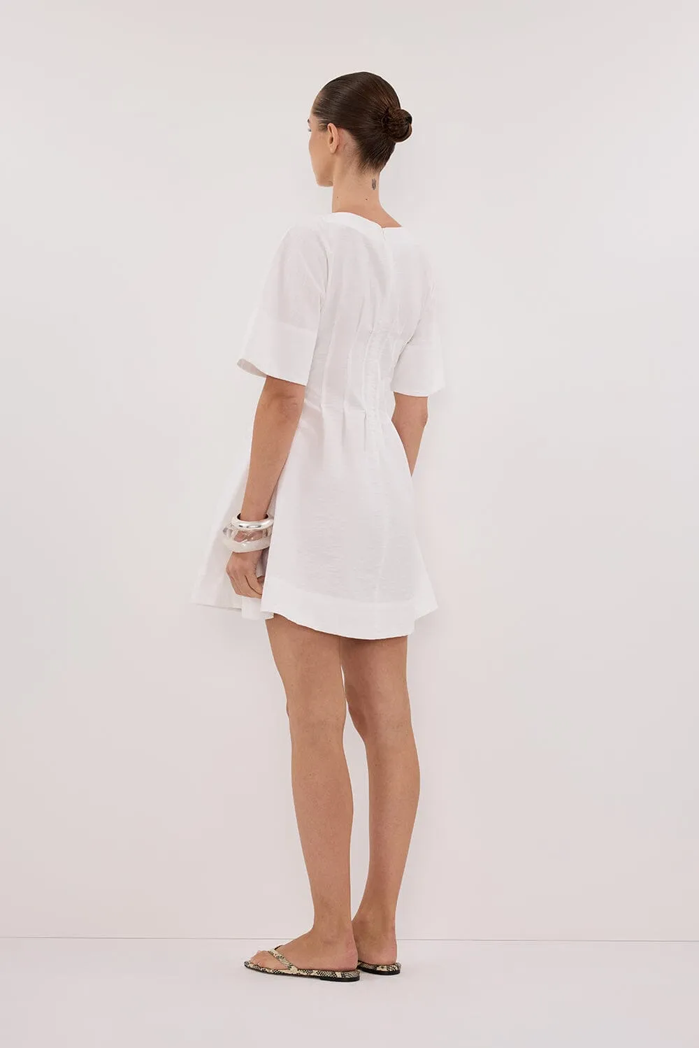 DAPHNE WHITE SLEEVED MINI DRESS