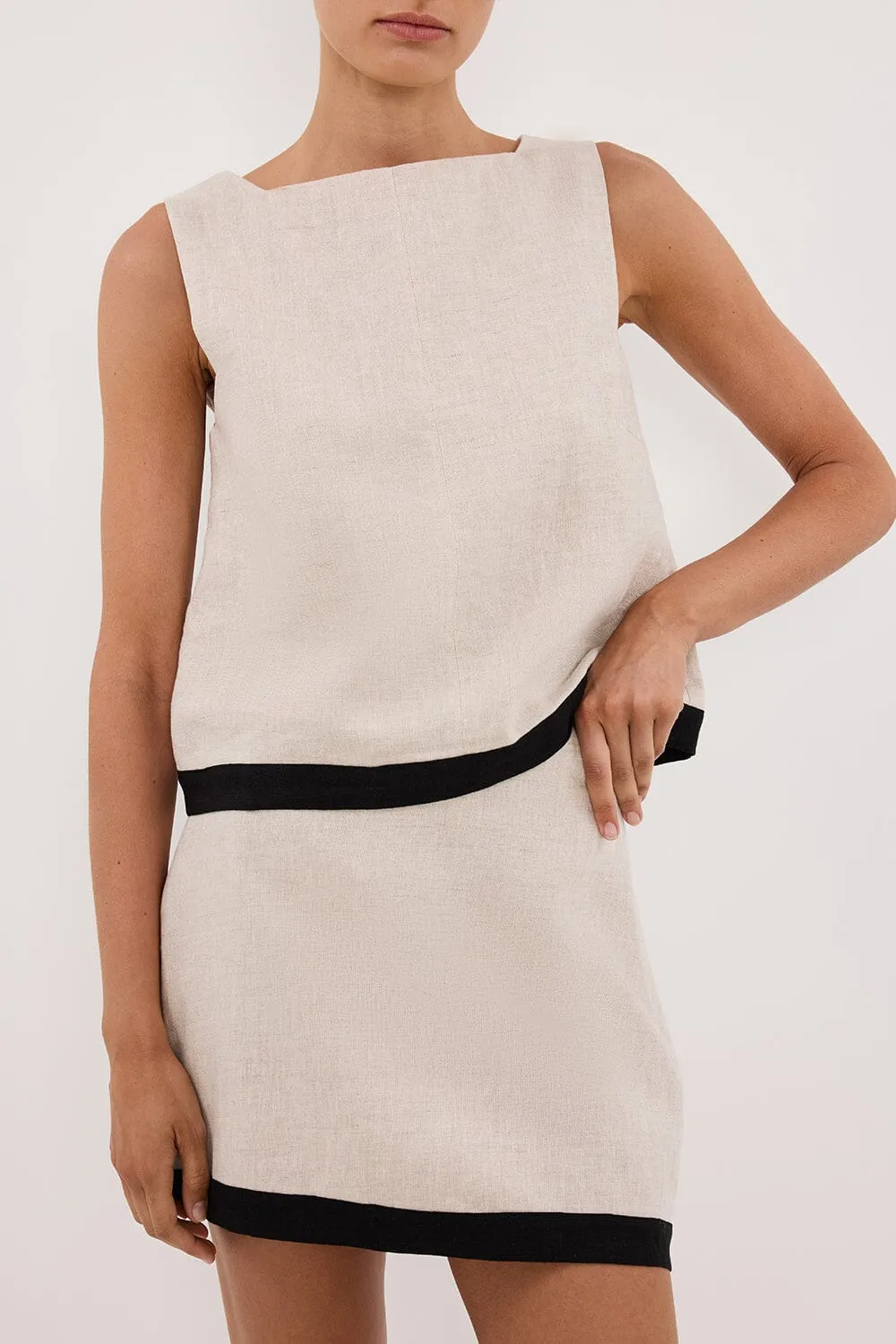 EBONY NATURAL LINEN SKORT