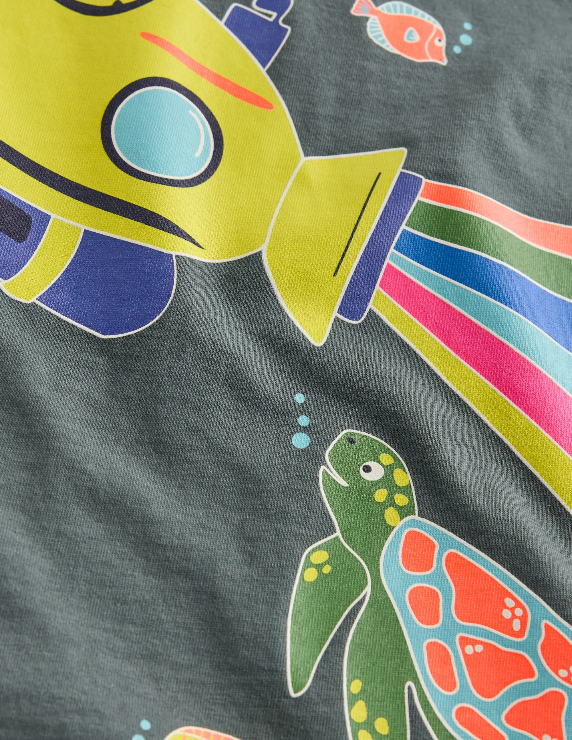 Glow-In-The-Dark T-shirt-Smoke Submarine