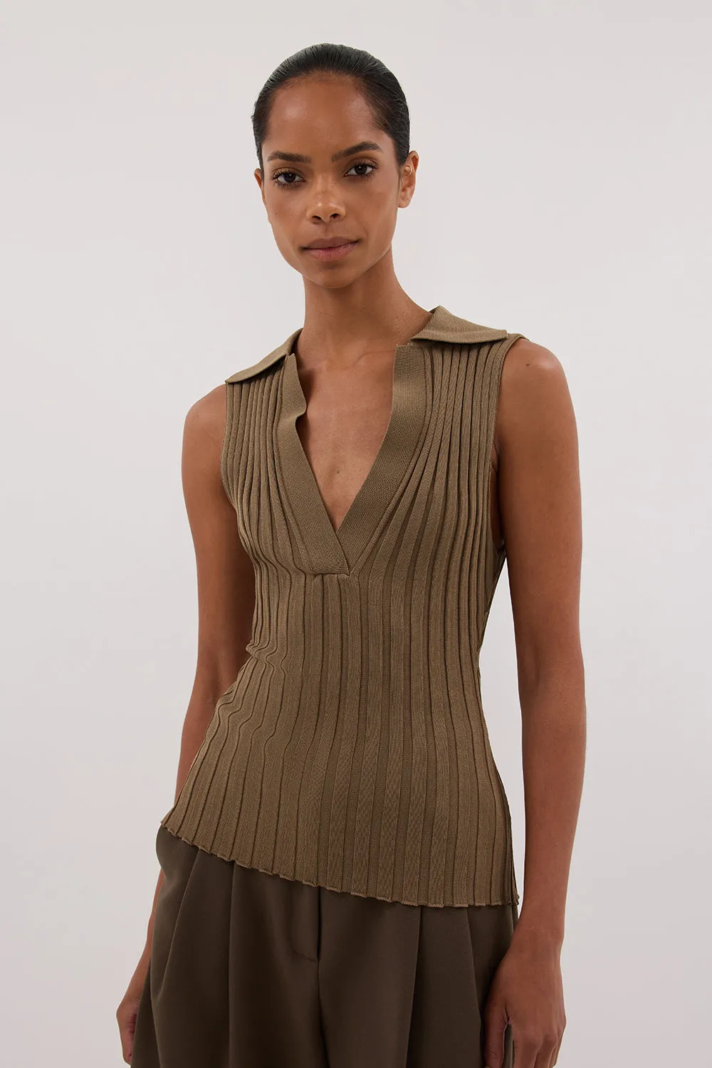 HAL OLIVE SLEEVELESS KNIT TOP