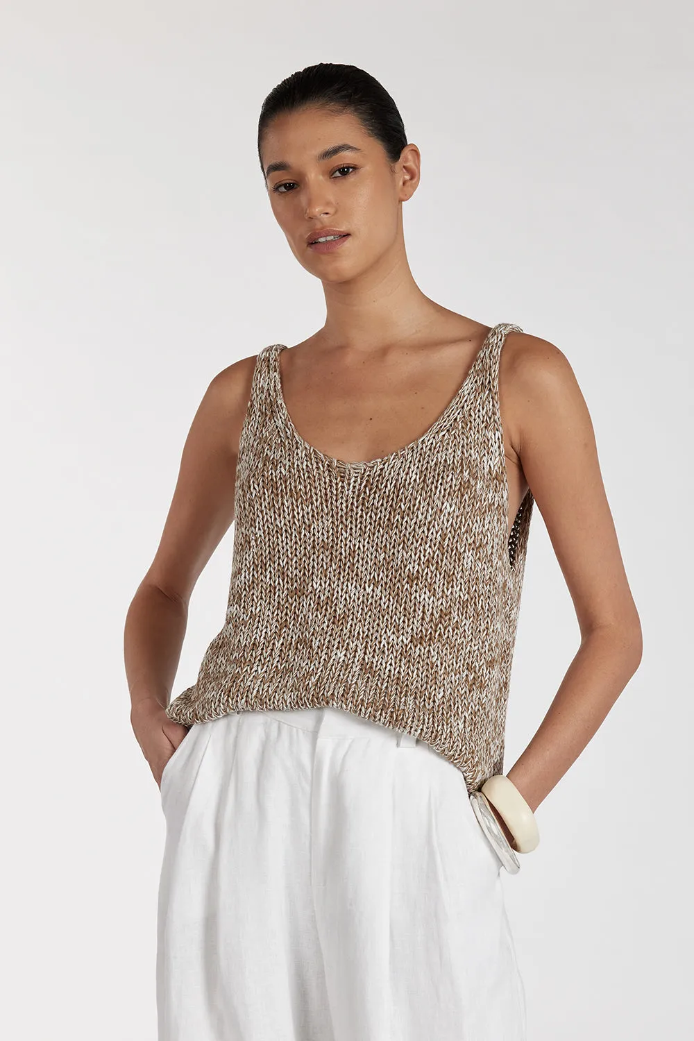 HEIDI TAN MARLE SCOOP KNIT TANK
