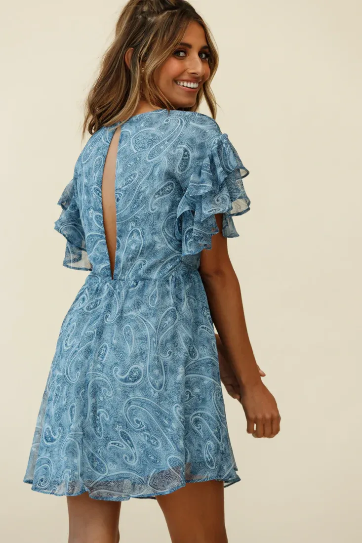 Here And Now Layered Ruffle Sleeve Loose Fit Dress Paisley Print Navy