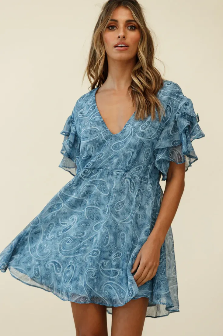 Here And Now Layered Ruffle Sleeve Loose Fit Dress Paisley Print Navy