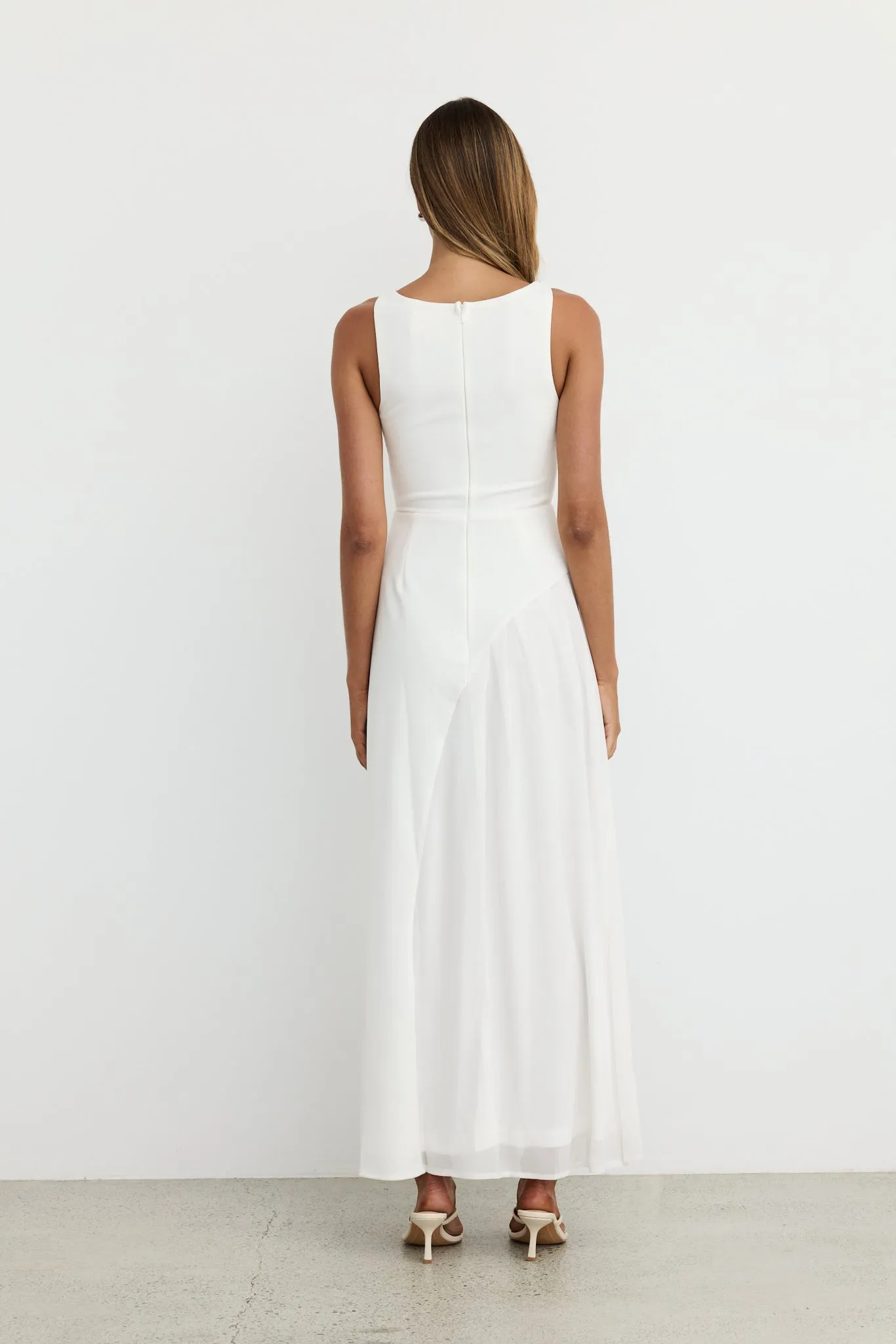 Isabelle Maxi Dress (White)