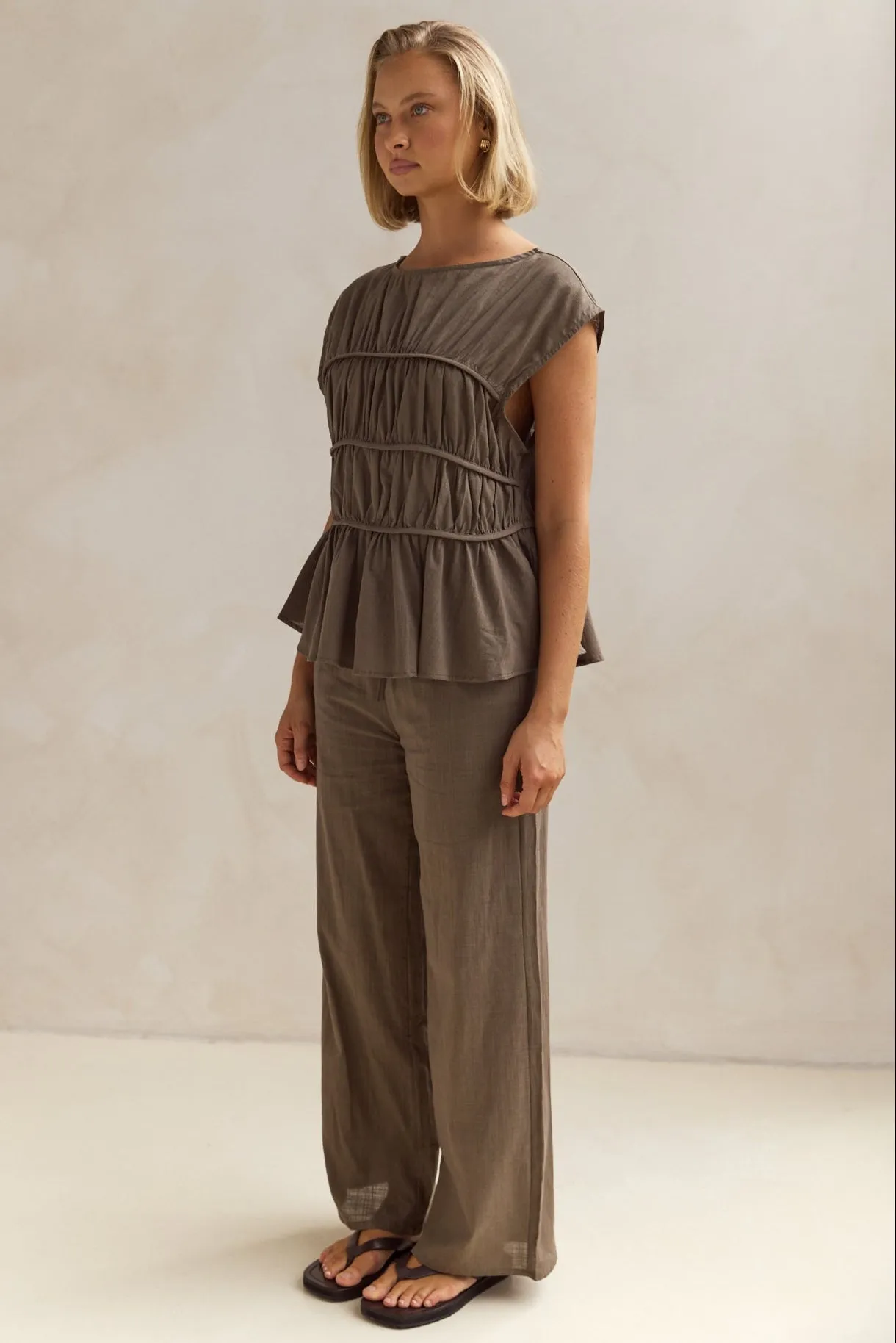 Julia Set (Olive)