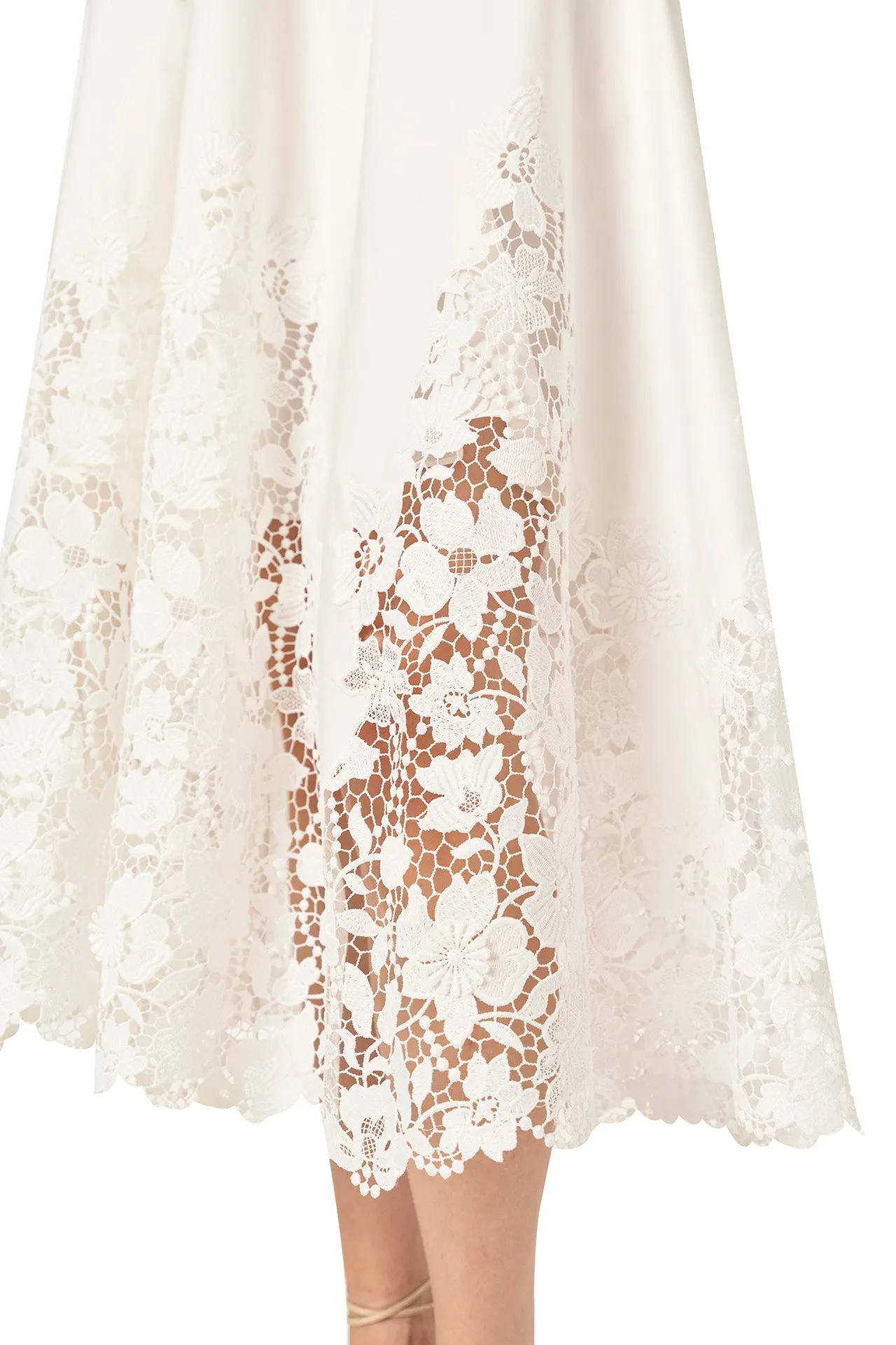 Lace Detail Short Sleeve Dress