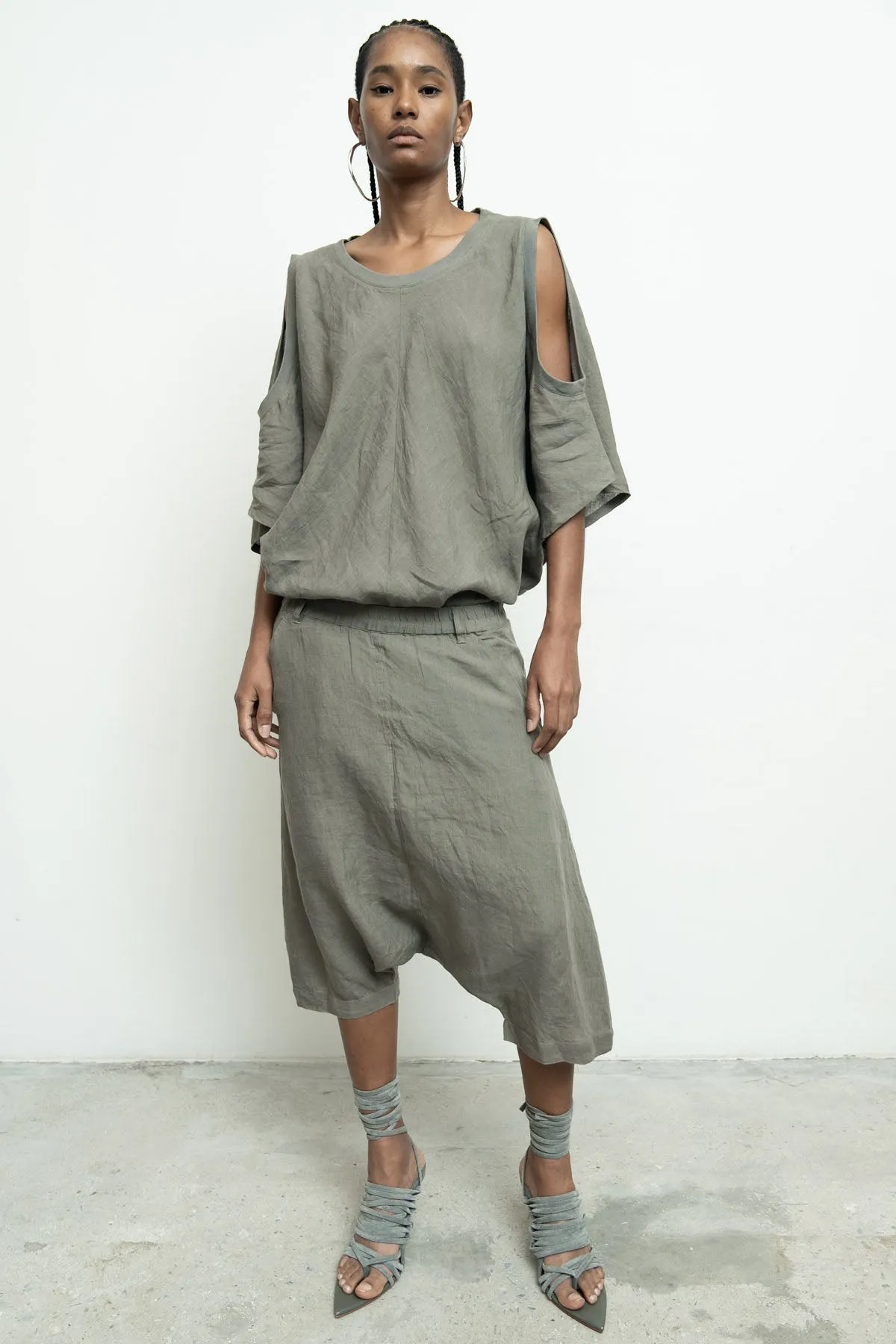 Milla Short Linen