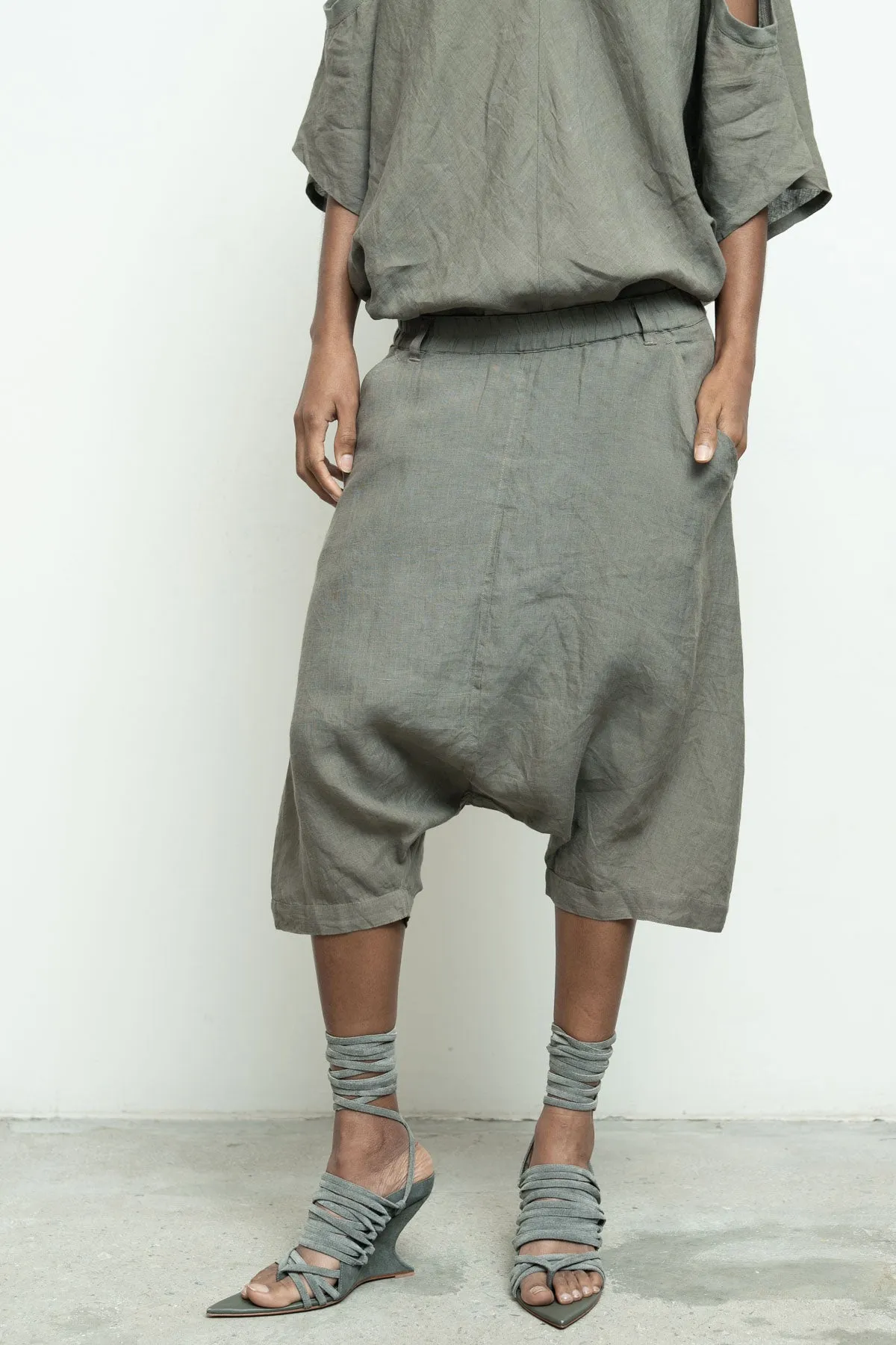 Milla Short Linen