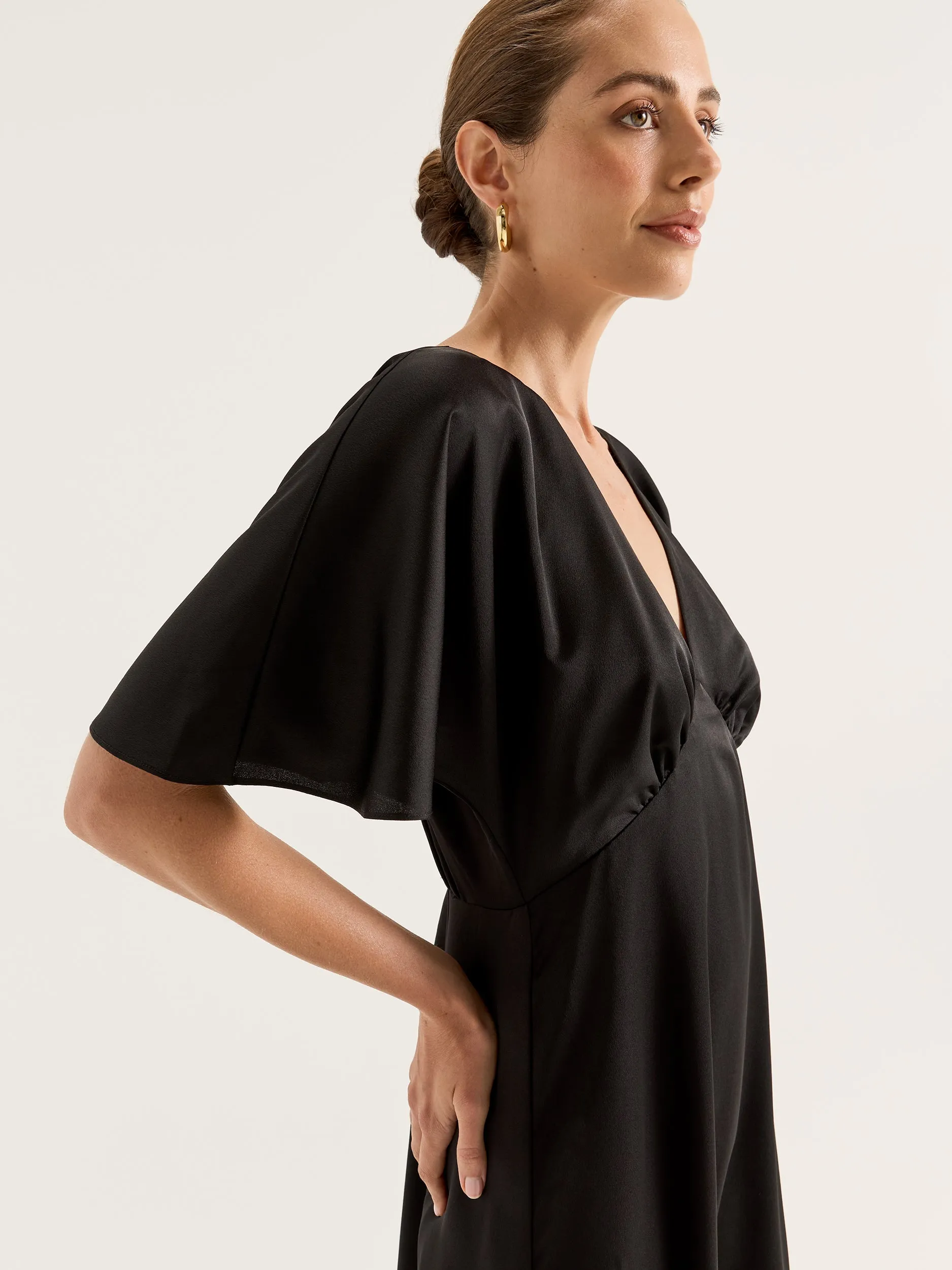 Montreal Sleeved Dress