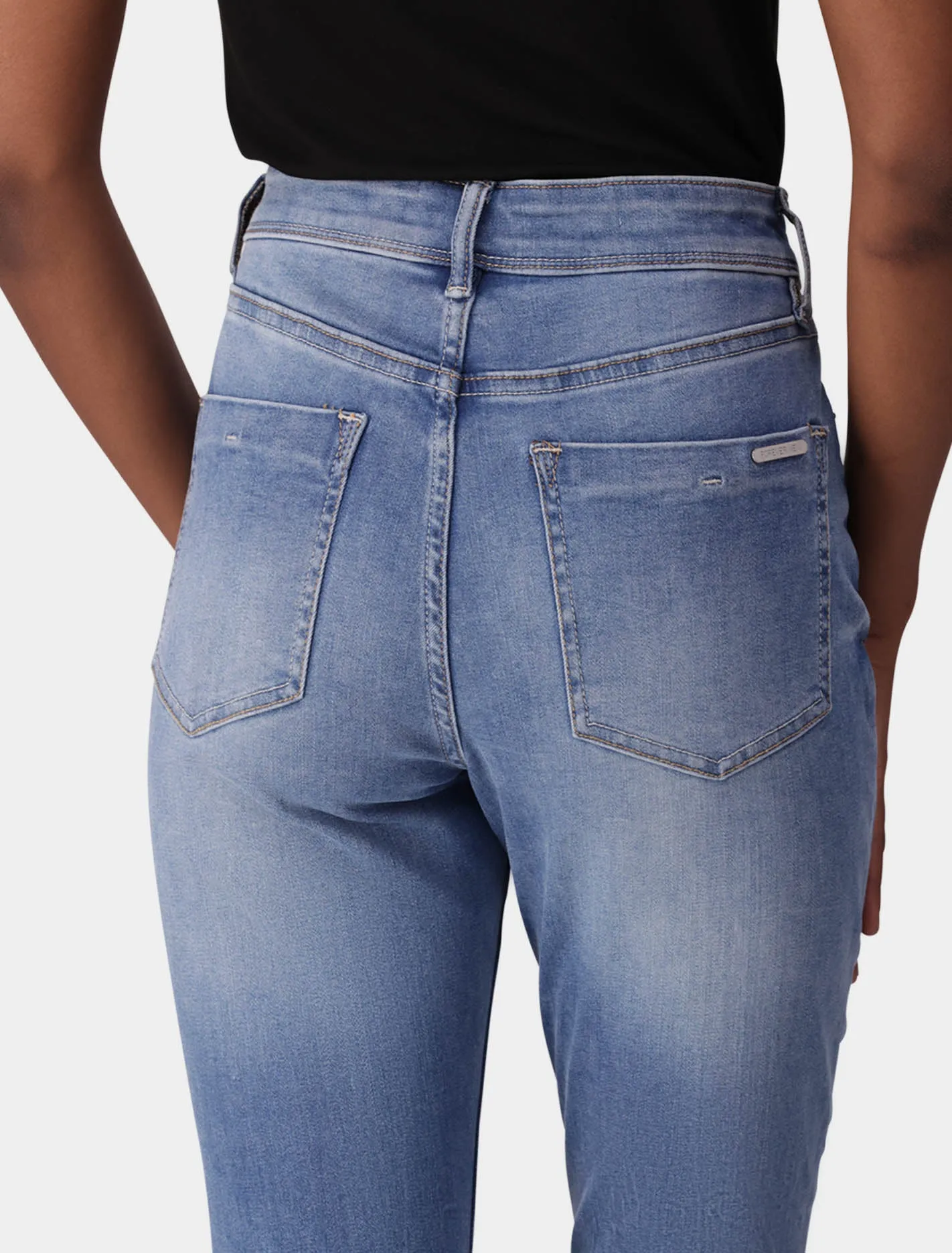Nala Mid-Rise Skinny Jeans