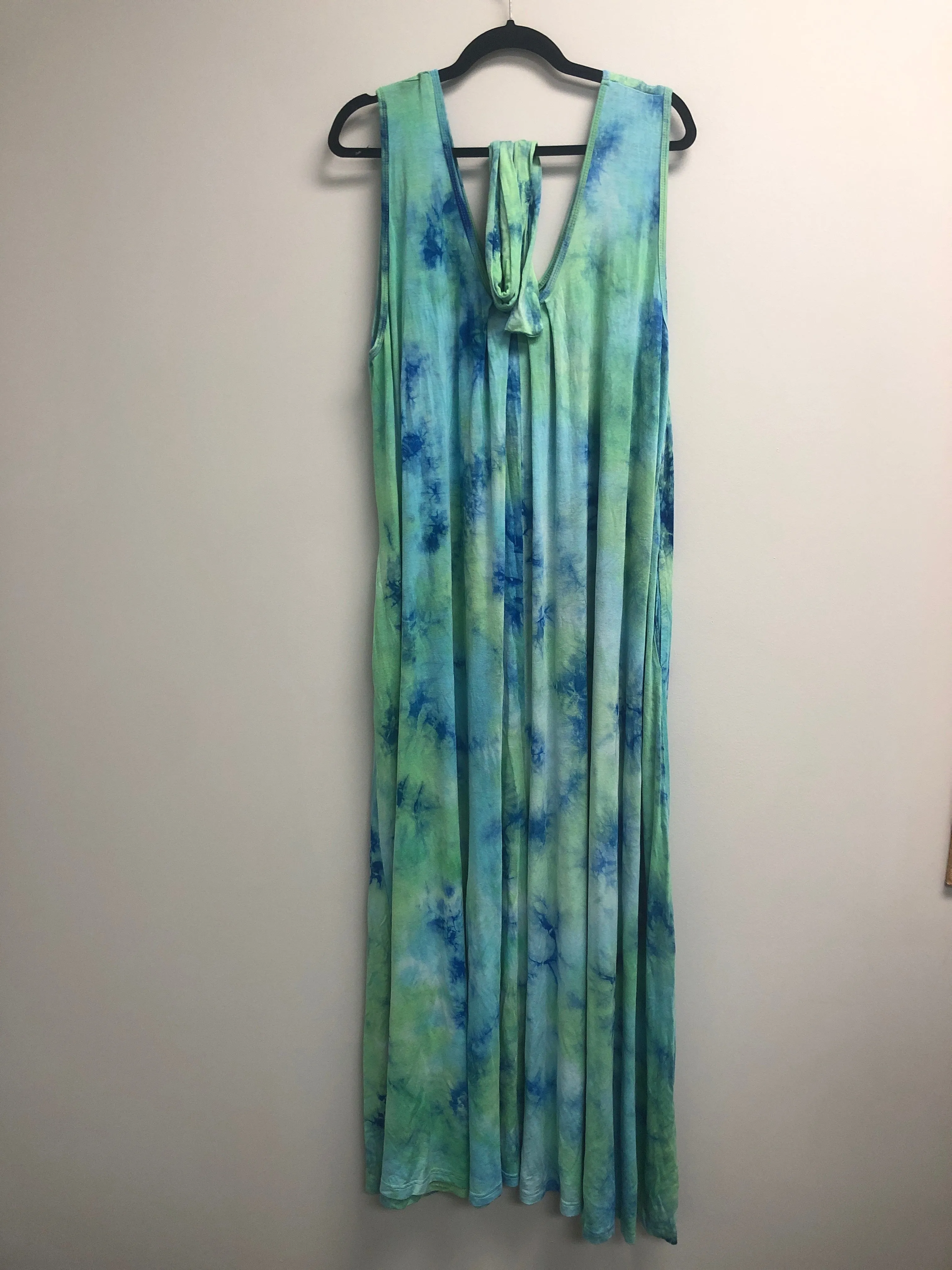 Outlet 6786 - Latched Mama The Momper® Sleeveless Maxi Nursing Momper - Rising Tide - Plus