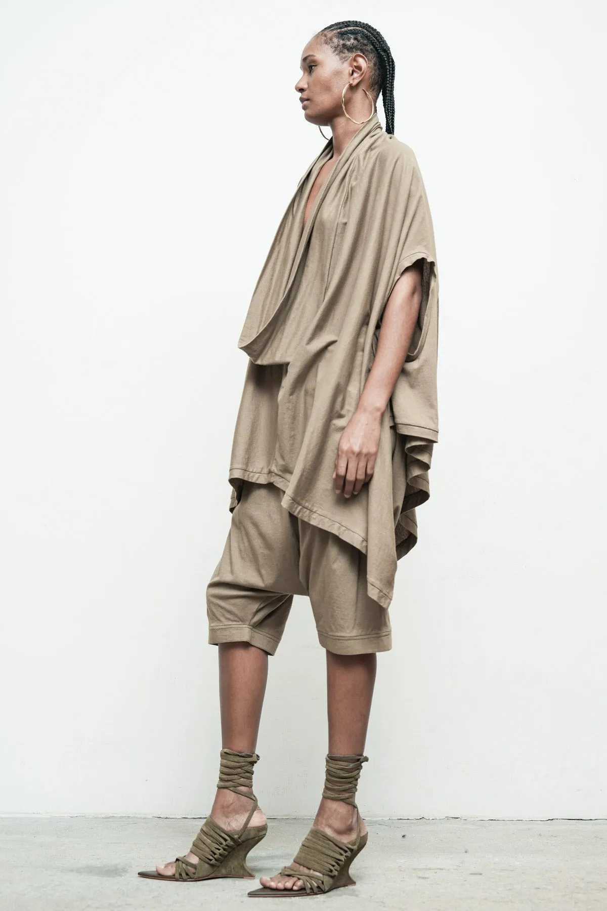 Serius Sleeveless