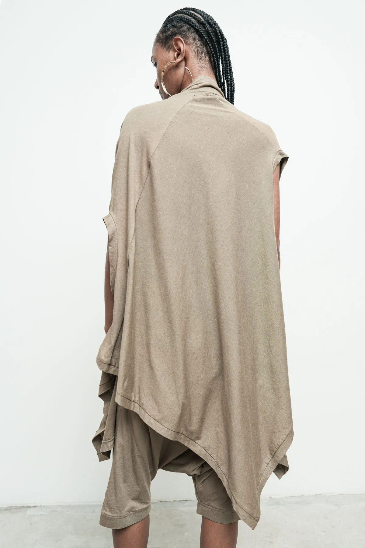 Serius Sleeveless
