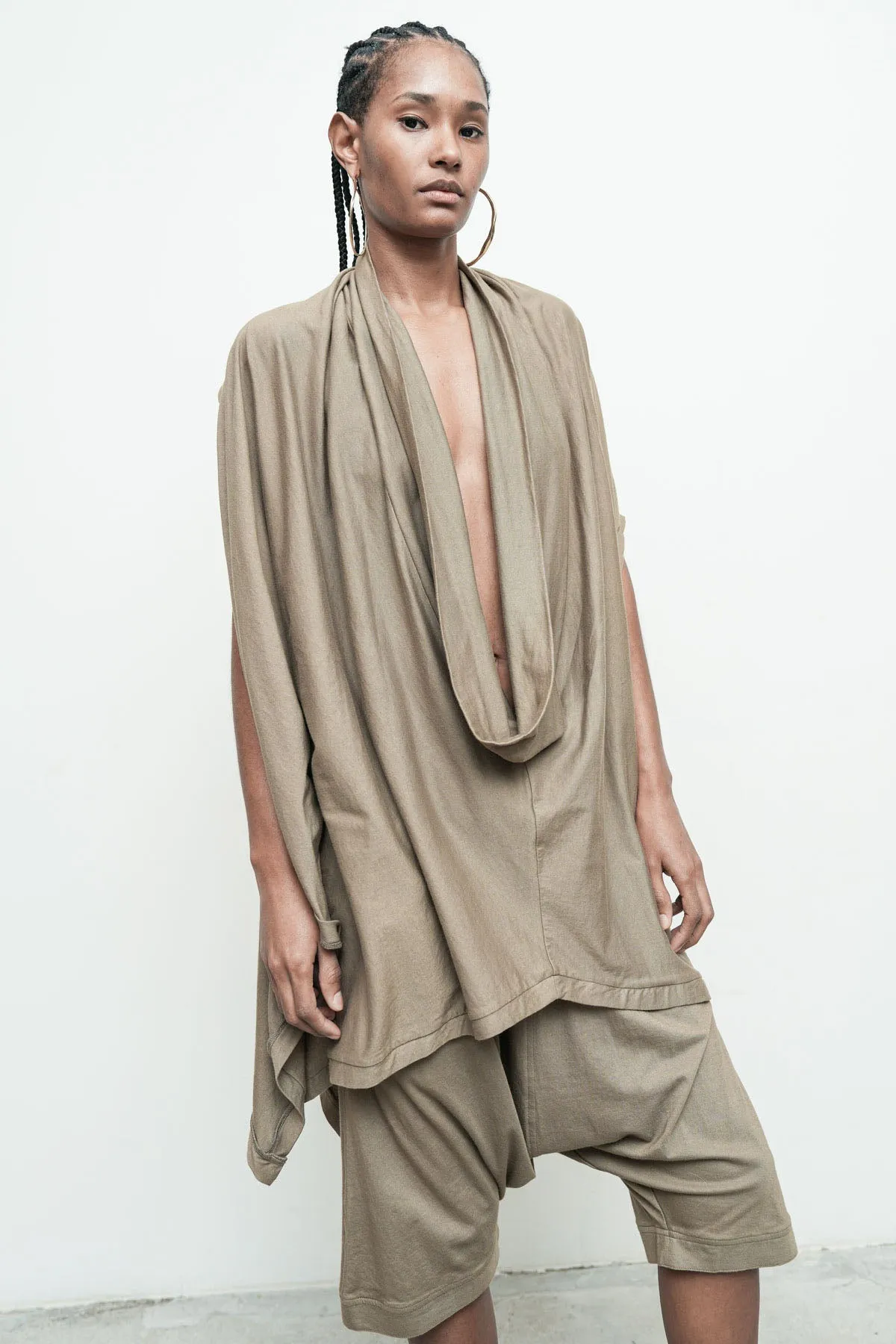 Serius Sleeveless