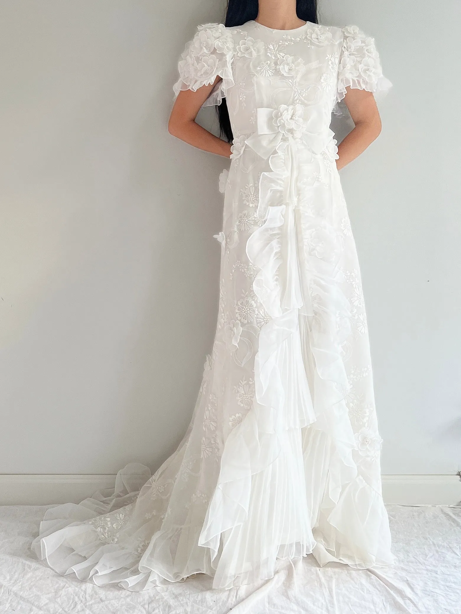 Vintage White 3D Floral Dress - S