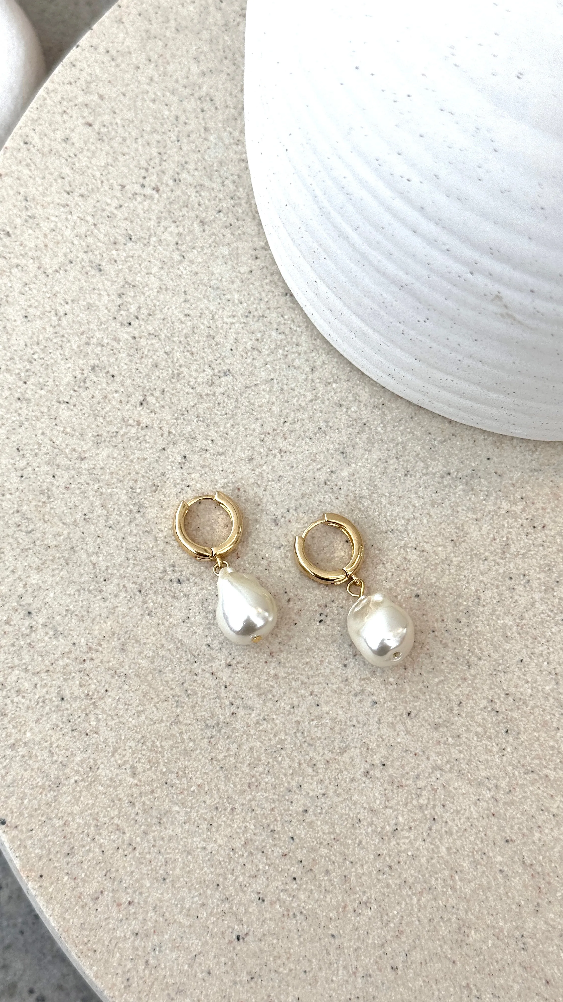Waverly 18K Gold Earrings - Gold / Pearl